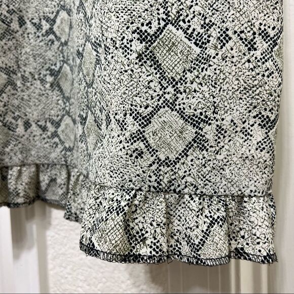 Vintage 90’s Slip Dress Snakeskin Print Ruffle Hem V-neck Mini Dress Size - Picture 9 of 13